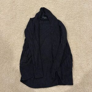 Barefoot dreams Shawl with pockets